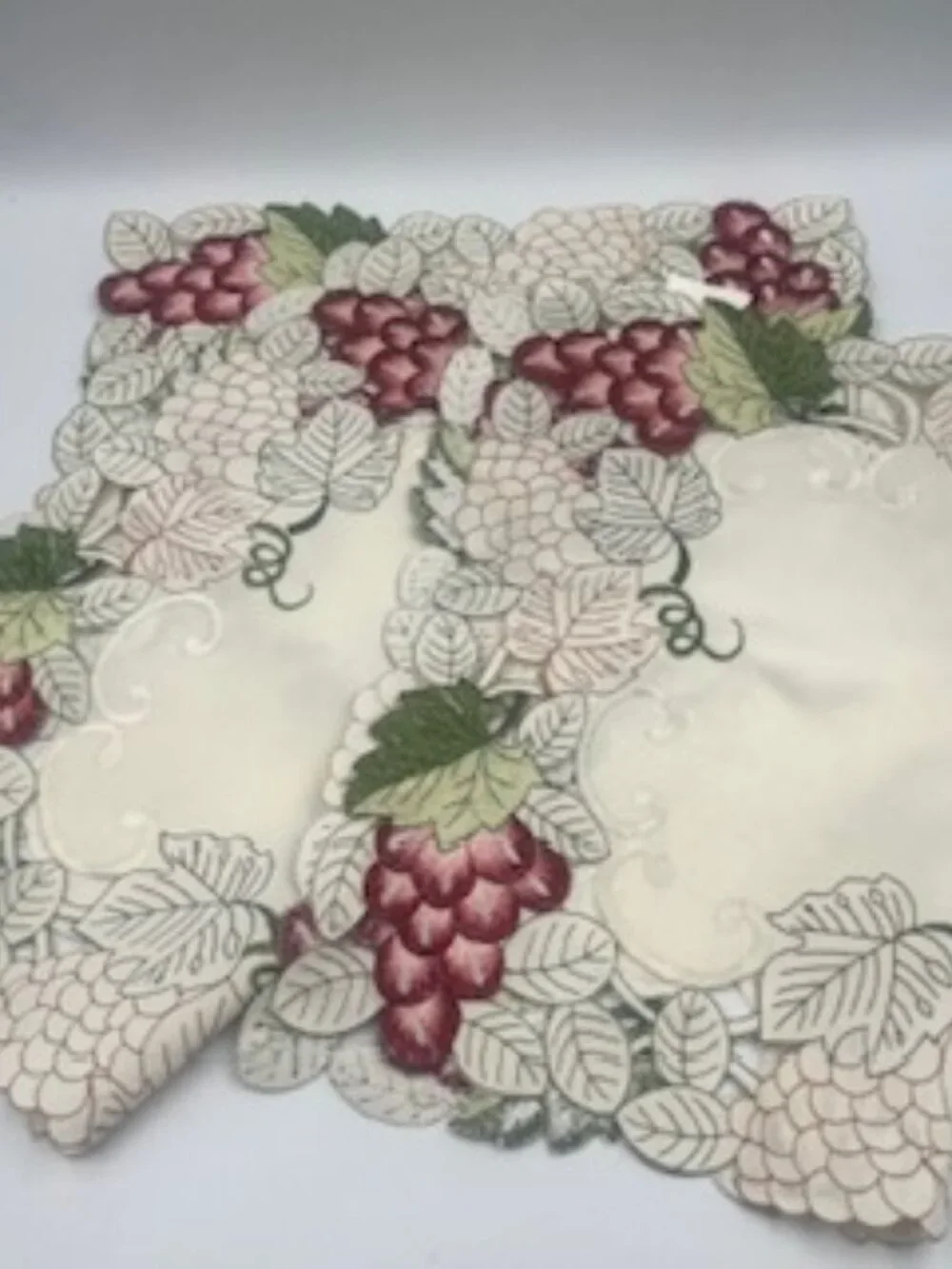 Placemats Embroidered Cutouts Grapevine pattern Set of 3 New out of box